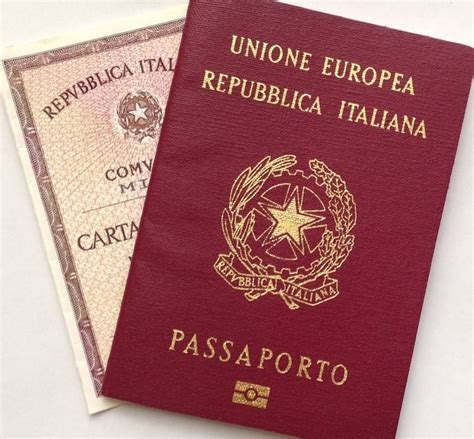 Ogni persona ha bisogno di aver un documento d'identità in corso validità per potere viaggiare in un altro paese. Documenti di viaggio: carta d'identità valida per l ...