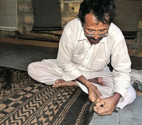 Demise of dales hill flocks threatens traditional swaledale wool. KHARAL WEAVING - Blog Bandhej