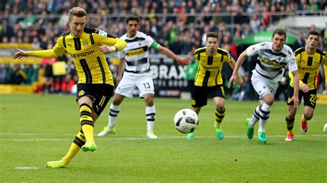 Rose zum nicht gegebenen elfmeter. Bundesliga | BVB-Star Marco Reus spielt gegen Ex-Club ...