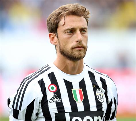 Accompanied with an image of him as a young player, marchisio said: Calcio, Marchisio lascia la Juventus | XXI SECOLO