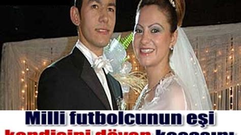 Duruşma sonrası gazetecilerin sorularını yanıtlayan esma bulut, uzun bir sürecin ardından davanın sonuçlandığını belirterek, ''uzun bir süreç. UMUT BULUT'UN EŞİNİ DÖVDÜĞÜ İDDİASI... - SacitAslan.com