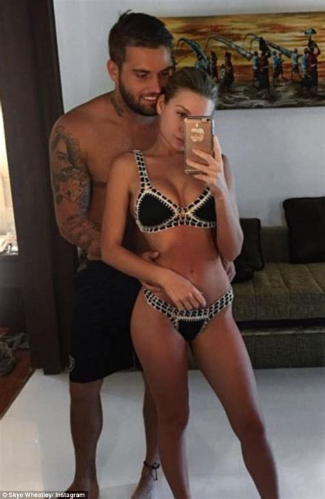 Busty blonde gets it in the kitchen. Skye Wheatley posts racy selfie with beau Cameron in Bali ...