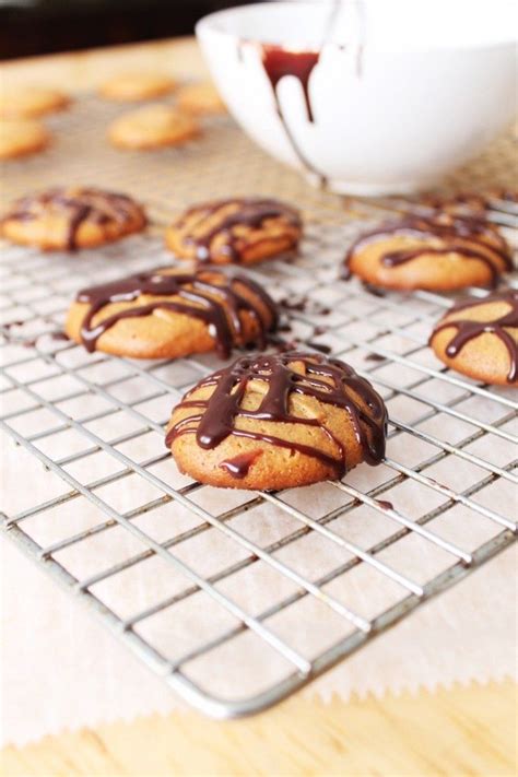 Using an electric mixer or a strong spoon, mix together the peanut butter, white sugar and egg until smooth. 3 Ingredient Peanut Butter Cookies - no oil, no flour, no ...