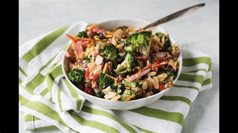 Serve this as a side or on top of pot pulled pork sandwiches or even in a wrap or burger! Golden Raisin and Broccoli Salad | Deli salad recipe ...