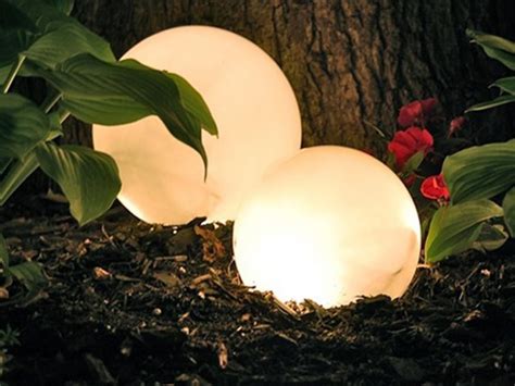 Set the Mood With Outdoor Lighting | Gartenbeleuchtung, Pflanzen ...