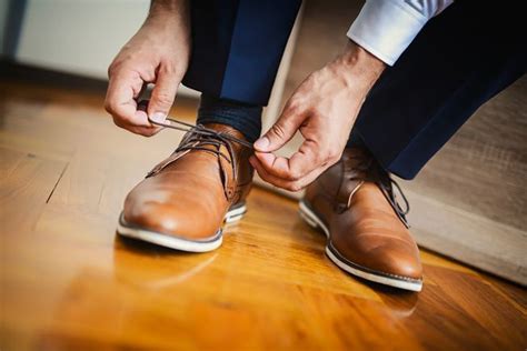 How do you fix squeaky leather shoes? How to Fix a Squeaky Shoe | Squeaky shoes, How to make ...