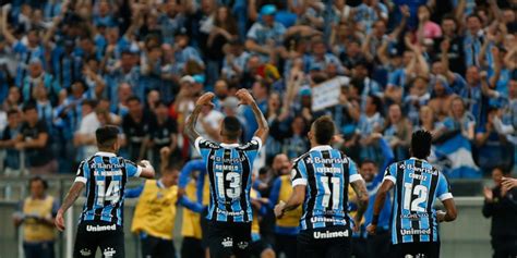 Veja o resumo da partida entre internacional x grêmio. Grêmio - RS 2 x 0 Internacional - RS - Campeonato ...