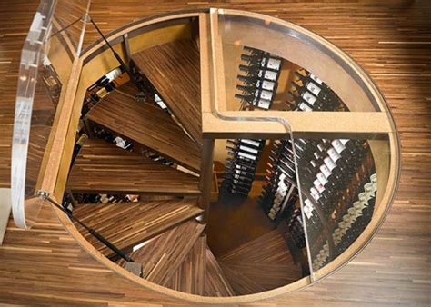 To create a truly underground living experience, dig a large recess, construct your home below grade, and fill in the dirt around it. UNDERGROUND SPIRAL WINE CELLAR | Moderner weinkeller ...