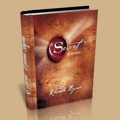 Los libros no sólo tiene todos los elementos habituales de este maravilloso, rica fantasía el libro es una lectura obligada sobre todo si son fans de autthor. KUENTALIBROS: El Secreto