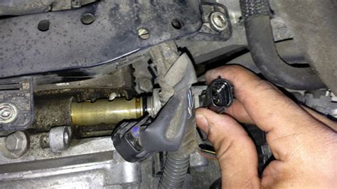 Symptom diagnostic index zm a3u010318881w41 • confirm trouble symptom using the following diagnostic index, then go to appropriate troubleshooting chart. 4 Symptoms of a Bad Oil Control Valve (and VVT Solenoid ...