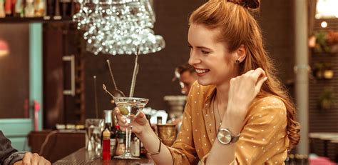 While you can find genuine women looking to meet a guy like you if you look hard enough, it's best to stick with the cougar sites that have a better reputation. 10 Best Places to Meet Cougars in Nashville for 2021