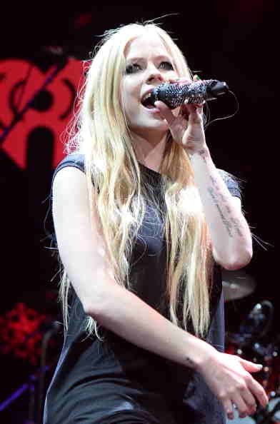 Watch the video to #wearewarriors here: Avril Lavigne's New Album In 2016 To Include Fake ...