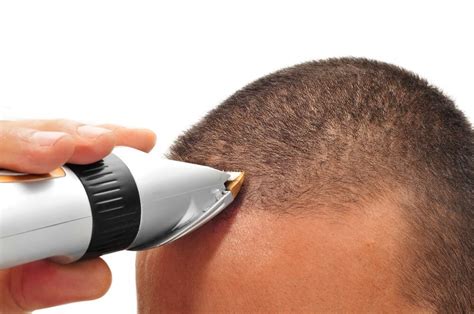 This article contains 14 powerful tips to regrow hair on a balding head. Keep Your Bald Head Smooth With These Tips| Lifestyle ...