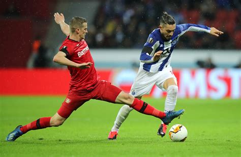 Auf diese saison hin für 80 millionen euro von leverkusen nach england geholt, krönte eine starke erste halbzeit der «blues. Wer zeigt FC Porto gegen Bayer Leverkusen heute live im TV ...