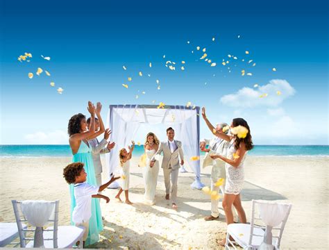 We offer special packages, experiences and elevated extras. How to Stay Cool and Fresh When Attending a Beach Wedding ...