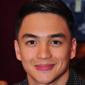 Dominic roque is an actor, known for ты безумно красива (2015), aryana (2012) and tres (2018). Dominic Roque - Bio, Age, siblings, height, Wiki, Facts ...