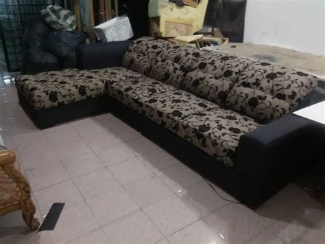 Menyediakan perkhidmatan menjahit langsir, kusyen sofa, cadar & sarung bantal. Hiasan Naluri Enterprise: Koleksi Baikpulih Sofa