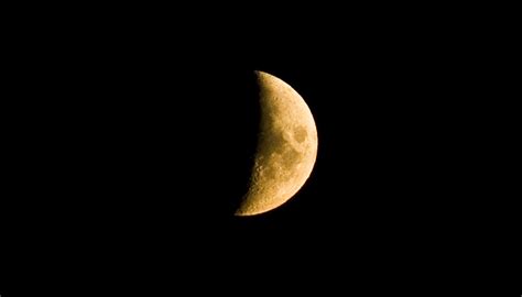 Bei dem lied handelt es sich um eine deutsche fassung des französischen tangos un clair de lune à maubeuge von pierre perrin. Wie man den Mond fotografiert | Fotografieren lernen von ...