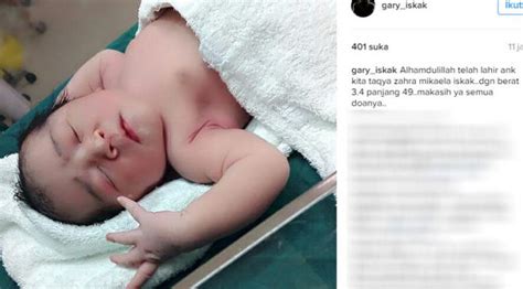 Sejak itu, gary terlihat berbeda dengan penampilan lebih religius, meninggalkan kebiasaan lama yang. Istri Gary Iskak Telah Lahirkan Bayi Perempuan ...