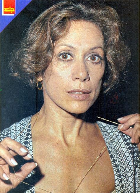 She appeared in 46 films and television shows between. Astros em Revista: Dina Sfat - O Talento em forma de mulher