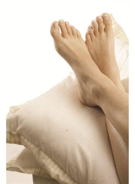Ask a verified doctor or nurse now. Keeping legs elevated is a good way to reduce swelling and ...