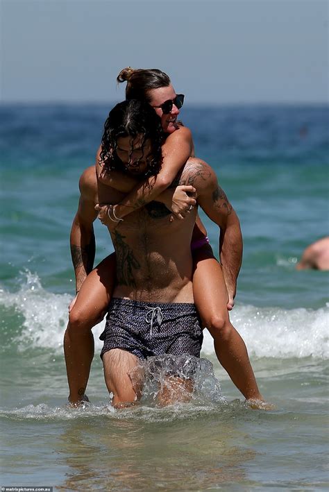 Bondi beach (/ˈbɒndaɪ/) is a popular beach and the name of the surrounding suburb in sydney, new south wales, australia. Beachgoers flock to Bondi Beach despite social distancing ...