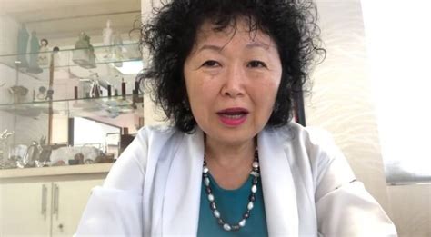 Segundo o hospital, nise yamaguchi, em entrevista recente, fez uma analogia infeliz e infundada a cnn procurou nise yamaguchi para que ela se posicionasse sobre a declaração dela e a decisão. Dra. Nise Yamaguchi alerta: 'A vacina não pode ser ...