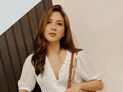 Jessica mila memiliki nama asli atau nama lengkap jessica mila agnesia. Artis Indonesia Lahir di Bulan Agustus | Tagar