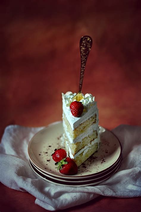 Cake de ron relleno de piña y nata 25 personas $ 40.00. RECETA DE CAKE DE NATA - RECETA CUBANA