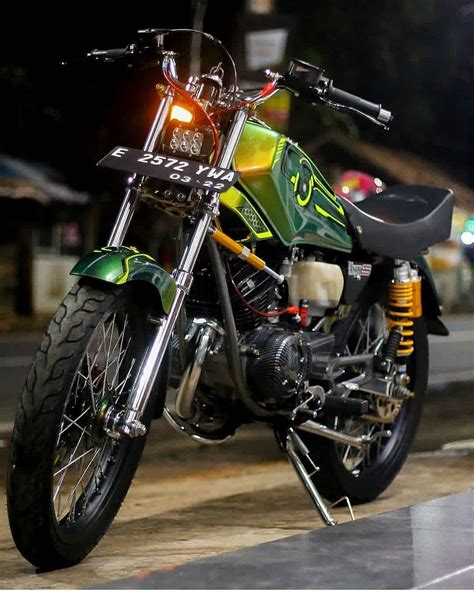 Kesempatan ini, banyak sekali para pecinta motor yang cerdas serta ahli untuk melaksanakan modifikasi motor. Rx King Style Kuning / 25 Gambar Hd Modifikasi Rx King ...