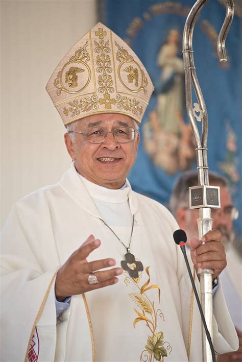 O bispo rogério formigoni foi removido do cargo na igreja universal, após se envolver em uma polêmica com troca de mensagens inapropriadas para um líder da congregação. Bispo de Setúbal celebra 64 anos - Setúbal Mais