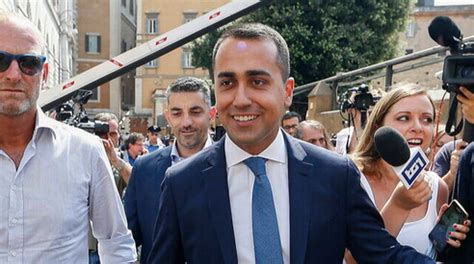 .al presidente del consiglio, ai ministri senza portafoglio o ai sottosegretari della presidenza, ai propri e, sulla base delle relative proposte, quelli dei ministri senza portafoglio o sottosegretari della. Il grillismo senza portafoglio | Il Foglio