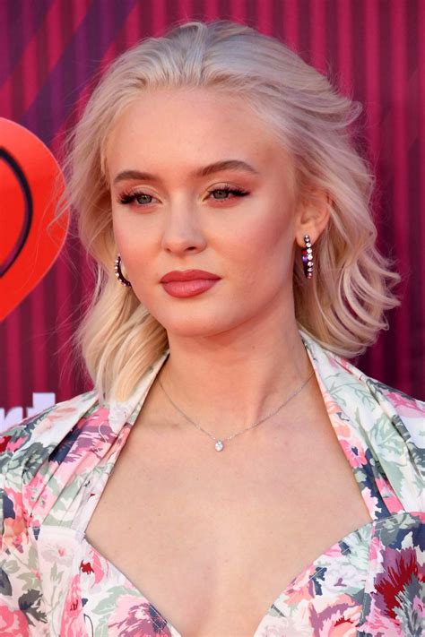 Elsababy aka l'sie baby is an american model, tiktok and instagram star with almost 800k followers. zara larsson attends the 2019 iheartradio music awards at ...