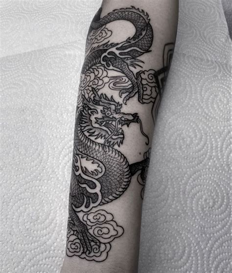 There are 9 types of chinese dragons, as the number 9 is sacred and is related to the yang (the white part of the emblem of taoism, yin and yang) ☯. Pin by CoCoKnows on Tattoos in 2020 | Fire tattoo, Dragon ...