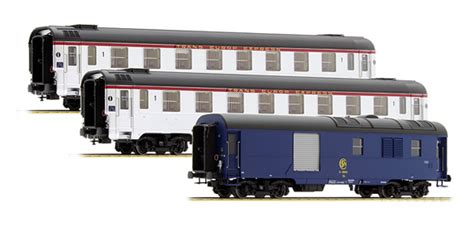 N scale ls models rzd cars (78027 78028 sets) are equipped by curtains, fully powered kato current pickup with low profile wheels. LS Models 41130 A5ru inox + A8u inox + Dx (blau), "Le ...