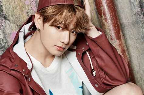 Profil biodata member bts atau bangtan boys lengkap dengan agamanya terbaru. Biodata Jungkook BTS, Profile Lengkap, 1001 Fakta, Foto ...