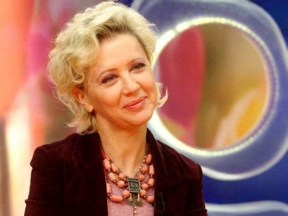 A darab szerint egy állapotos nőnek elege lesz az életéből és. Eszenyi Enikő marad a Vígszínház élén | NLCafé