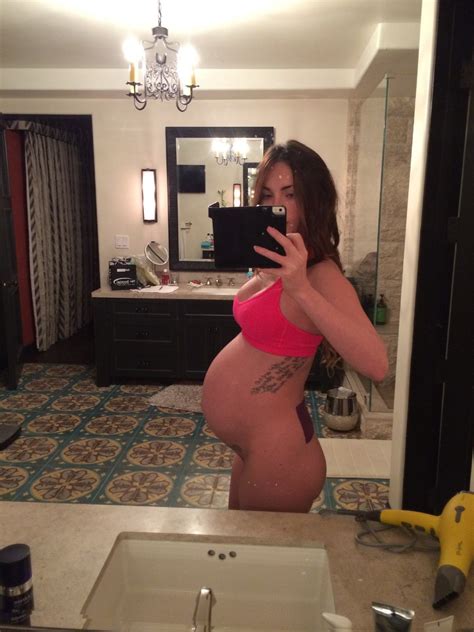 Maybe you would like to learn more about one of these? Megan Fox New Leaked Pregnant And Nude Selfies (hacked ...
