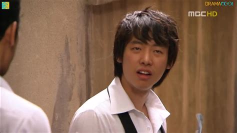 Eun chan is a licensed taekwondo instructor who parts time as a delivery woman. Watch Coffee Prince Episode 18 English Subbed online at K-vid