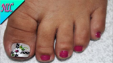 Maybe you would like to learn more about one of these? Pedicure Diseños Flores Facil : 11 Disenos De Unas Faciles ...