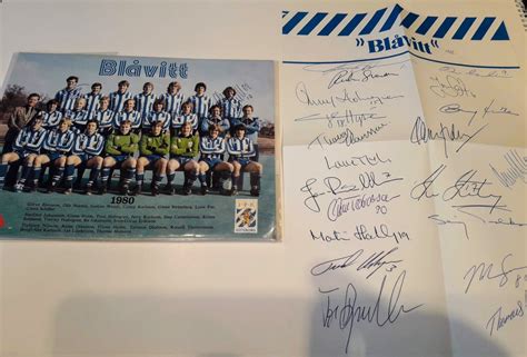 Ifk göteborg is a soccer club in göteborg, sweden. IFK Göteborg 1980 på lagbild samt 1982 på brevp ...