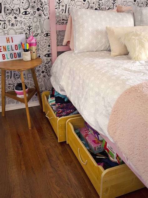 Maybe you would like to learn more about one of these? 12 Space-Saving Solutions for Tiny Bedrooms (With images ...