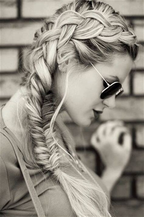 It's okay, just throw your hair in a side braid and finish by using this backcombing technique. 22 Stunning Braid Hairstyles for Long Hair - Pretty Designs
