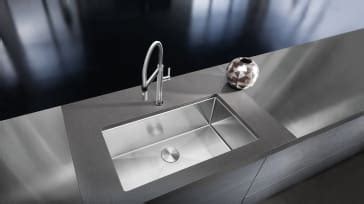The precision 16 r10 large single bowl kitchen sink is engineered with satin polished 18 gauge stainless steel, sound deadening insulation and elegant, handcrafted details, this sink is an expression of your individuality, and a reflection of your good taste. Blanco 515823 Precision 32" R10 Super Single Undermount ...