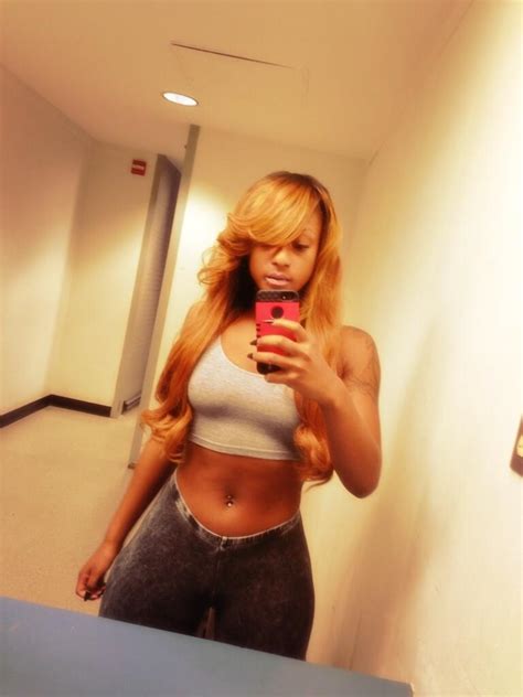 A timely sweet message to make a woman feel happy tells her that you really care. These Mizz Twerksum Gif's Will Make You Say DAMN ...