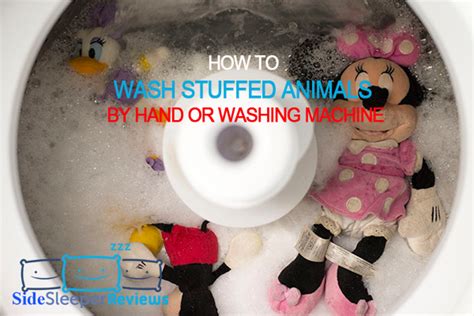 A towel that is dark in color or hasn't been washed a million times might transfer its color onto your animal. How To Wash Stuffed Animals By Hand Or Washing Machine ...