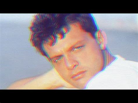 Cómo explicar la magia que tiene su manera de enamorar. Luis Miguel - Suave (Vaporwave remix) mallsoft - YouTube