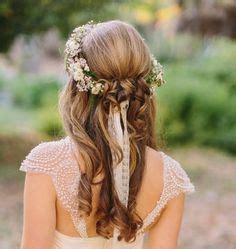 Wir helfen dir mit tipps und tricks dein kleid zu finden. 39 Brautfrisuren-Ideen in 2021 | frisur hochzeit ...