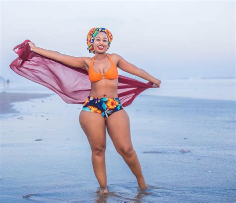 The world biggest hips woman. 24126533_571852159812773_1776309636522049536_n - Biggest Kaka