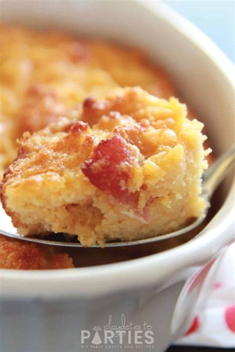 I rarely have leftover cornbread because whatever we don't eat goes to my dogs who demand it. Leftover Cornbread Bread Pudding - Cornbread Bread Pudding ...